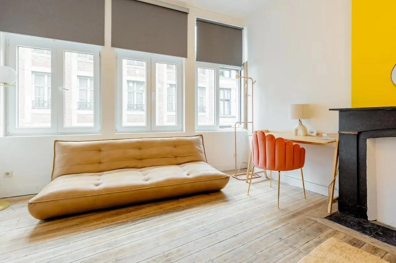 Apartment Le Studio En Feronstree Liege